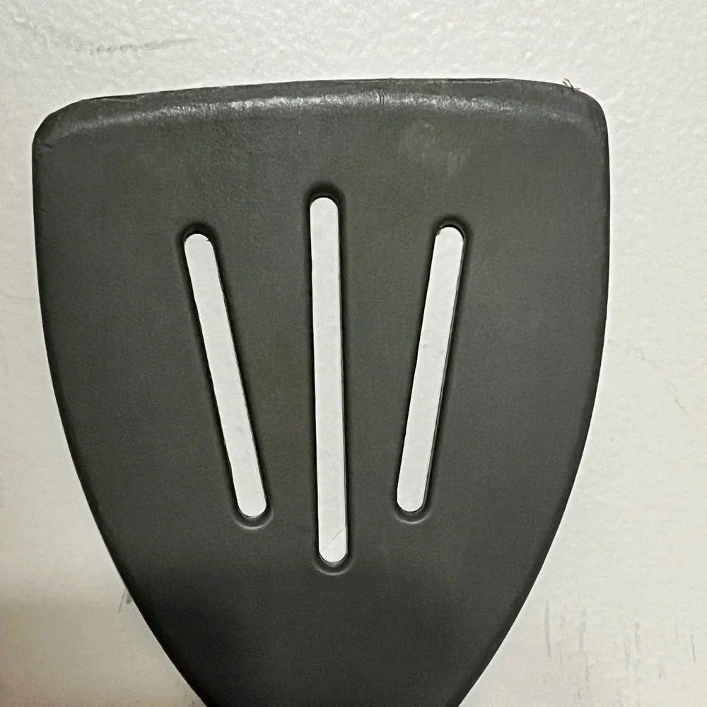 EKCO Black Nylon Slotted Spatula Turner with Ergonomic Grip Handle‎
